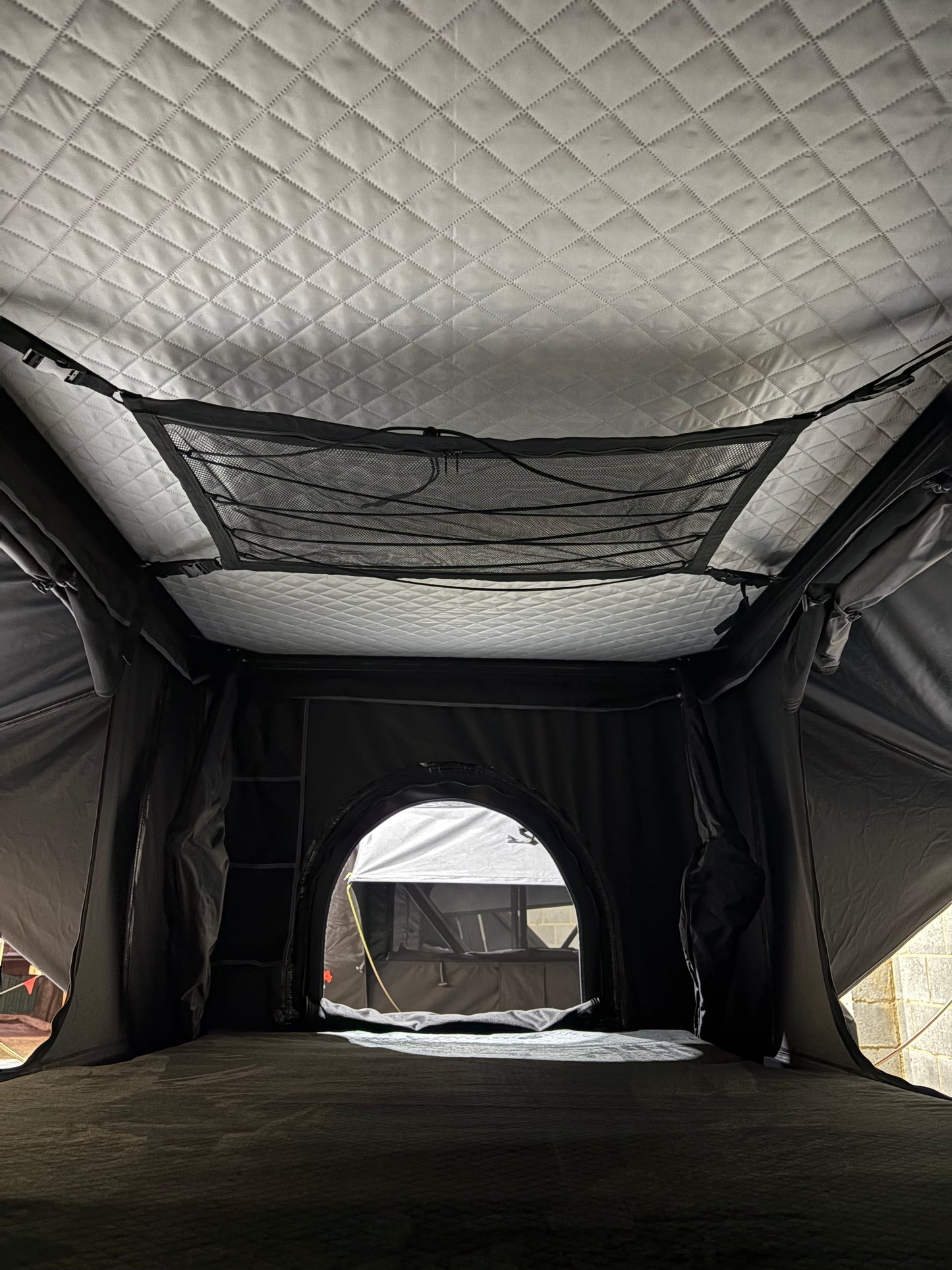 MT Wolf Rooftop Tent