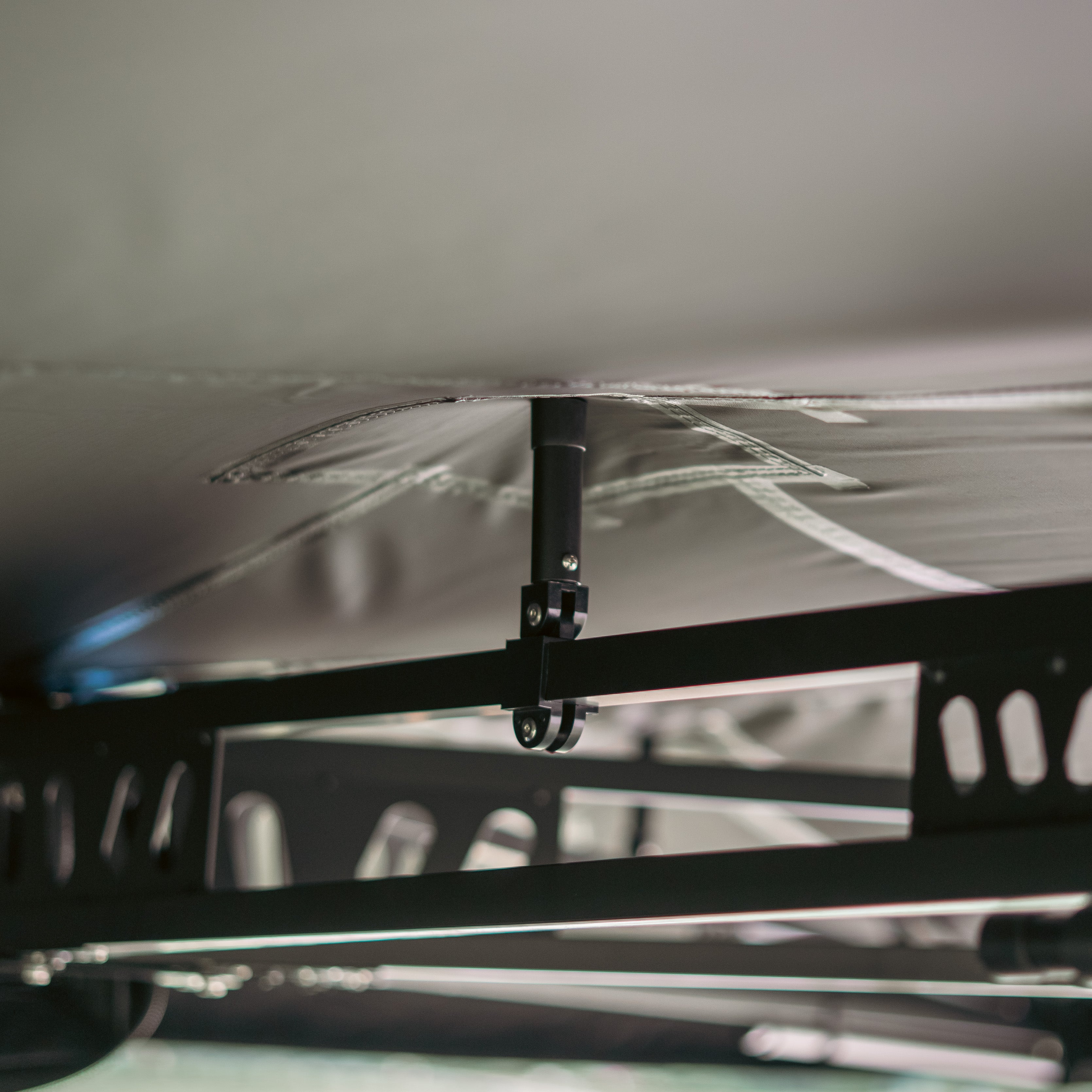 MT Godzilla 1.3/1.4 Rooftop Tent & 270 PLUS Awning Package