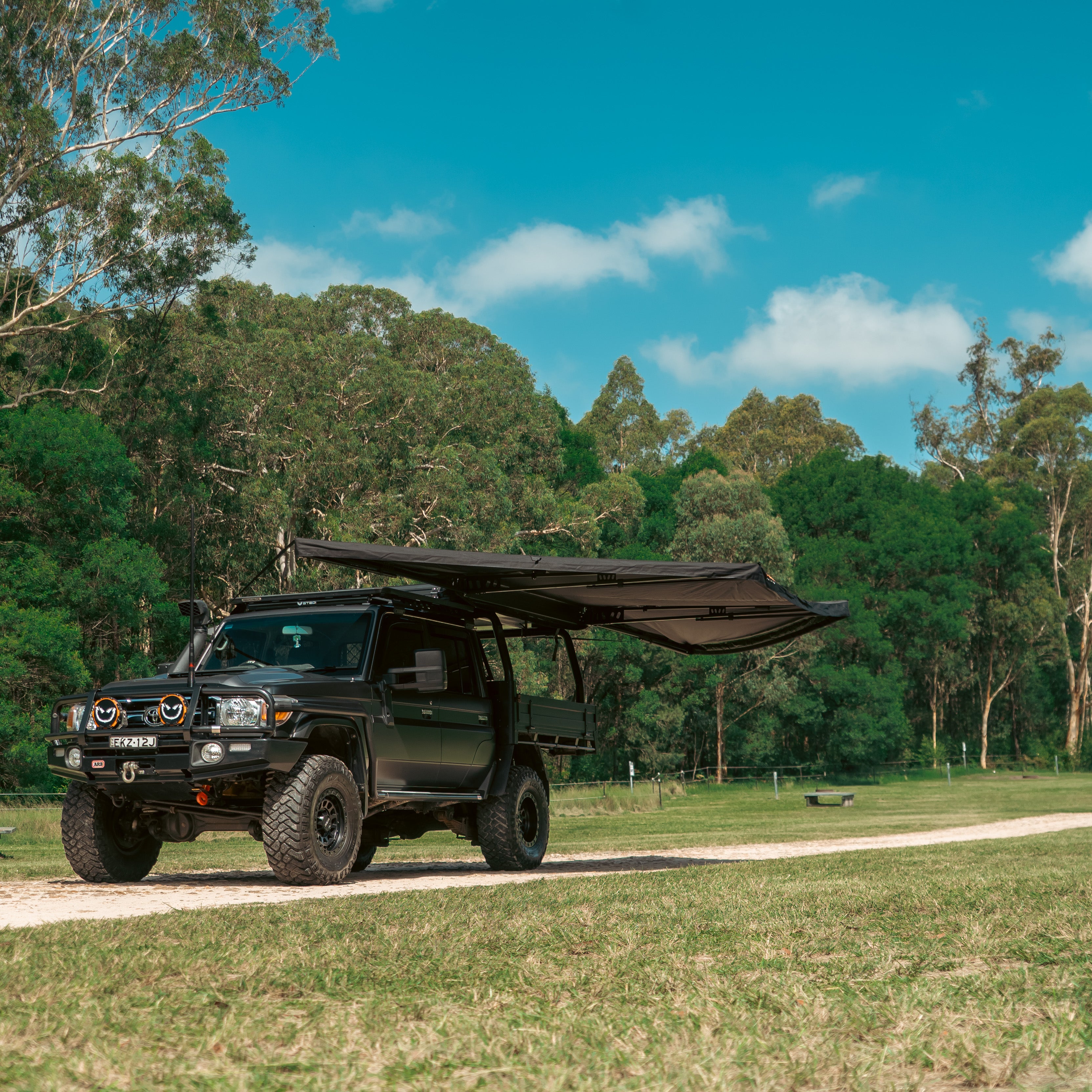 MT 180 Awning